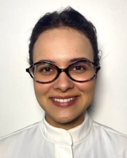 foto-profissional-clinica-ichiban-londrina-dra-marcela-odonto